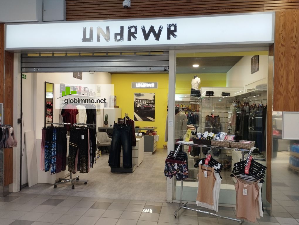 UNDRWR Lesce Various, Shop