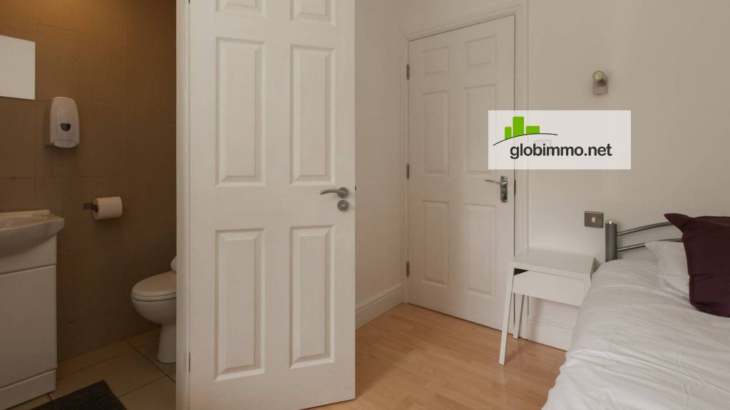 Aluga-se quarto com banheiro privativo em um condomínio de 6 camas em Tooting, Londres, Thirsk Road, CR4 2BD London