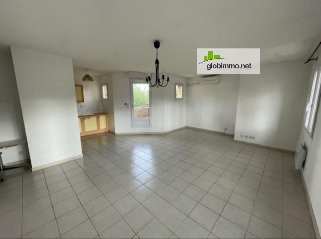 3 bedroom apartment Eyguieres, 3 bedroom apartment for sale