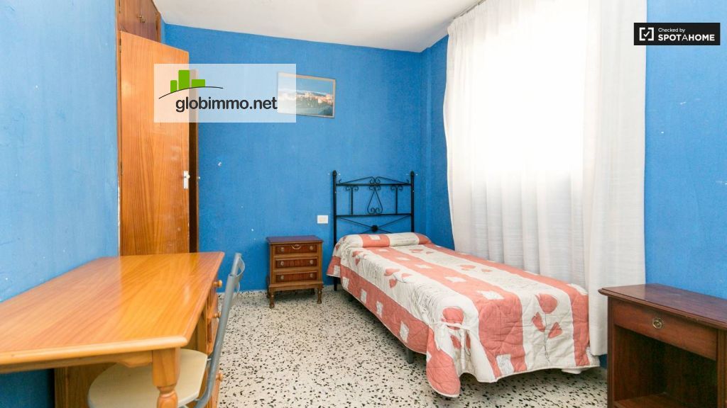 Quarto privado Granada, Calle Molino de la Corteza de San Andrés, Ensolarado quarto em apartamento de 3 quartos em Albaicín, Granada